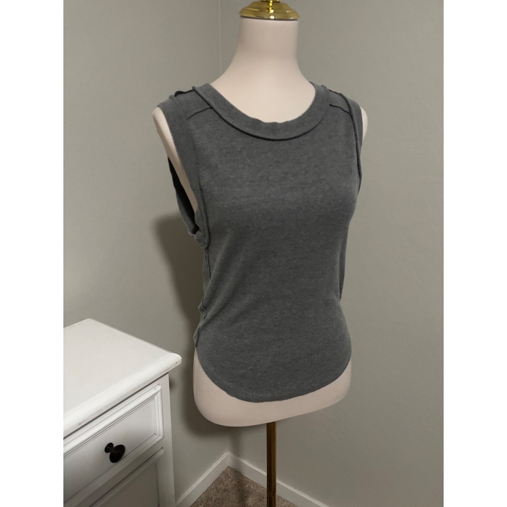 We The Free Free People Grey Ribbed Muscle Tank Top Large Raw Hem‎ Sleeveless